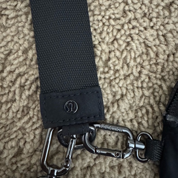Lululemon black dial pouch - Picture 5 of 5